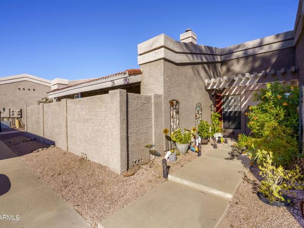 3030 S ALMA SCHOOL Road, Unit 28, Mesa, AZ 85210