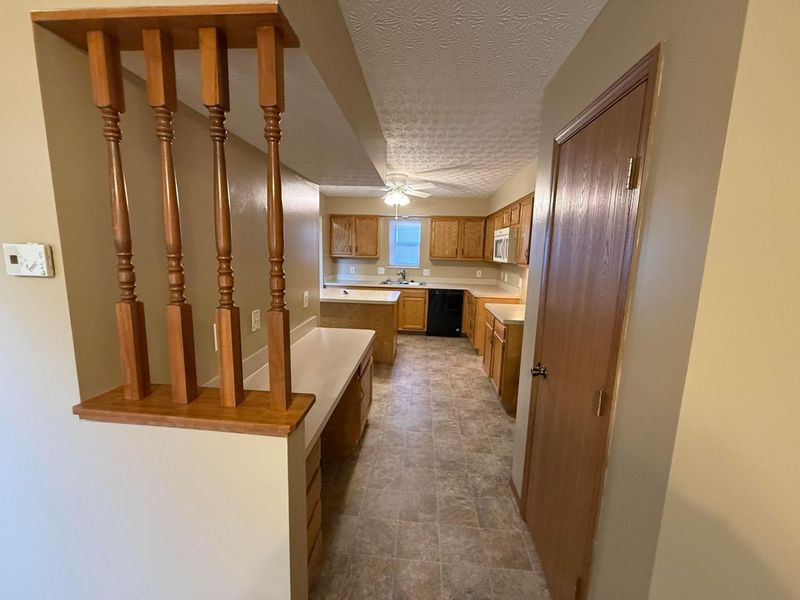 1670 Marshall Avenue, Obetz, OH 43207 Photo 6