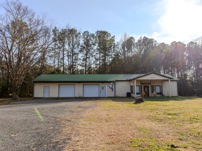 1237 Bethera Road, Bonneau, SC 29431