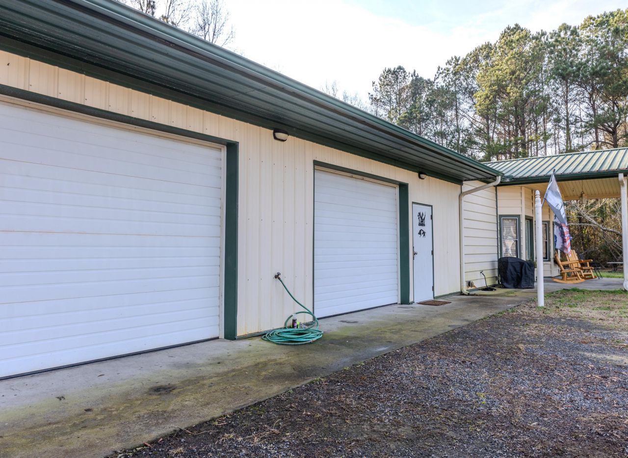 1237 Bethera Road Photo 11