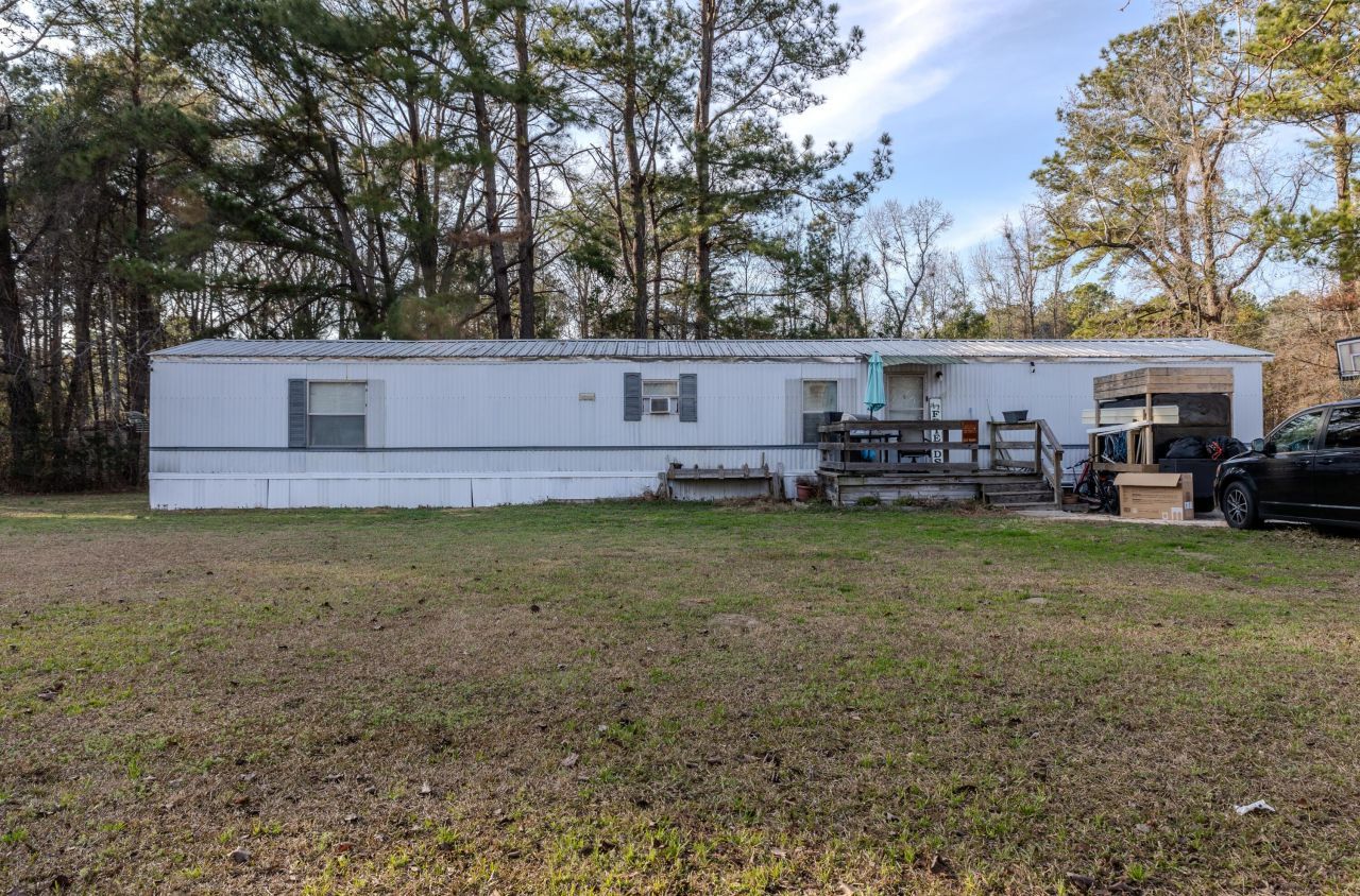 1237 Bethera Road Photo 18