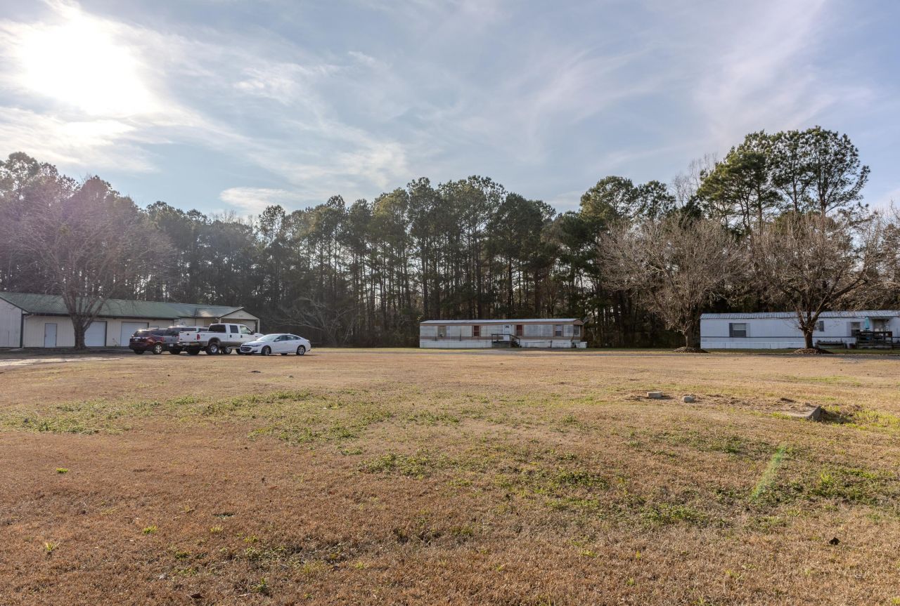 1237 Bethera Road Photo 24