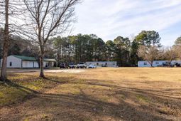 1237 Bethera Road photo 4