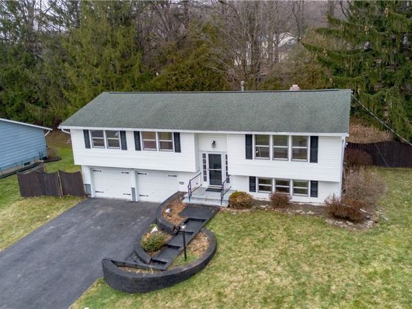 117 Emann Drive, Camillus, NY 13031