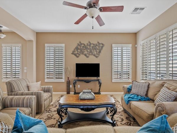 8641 E IVY Street, Mesa, AZ 85207