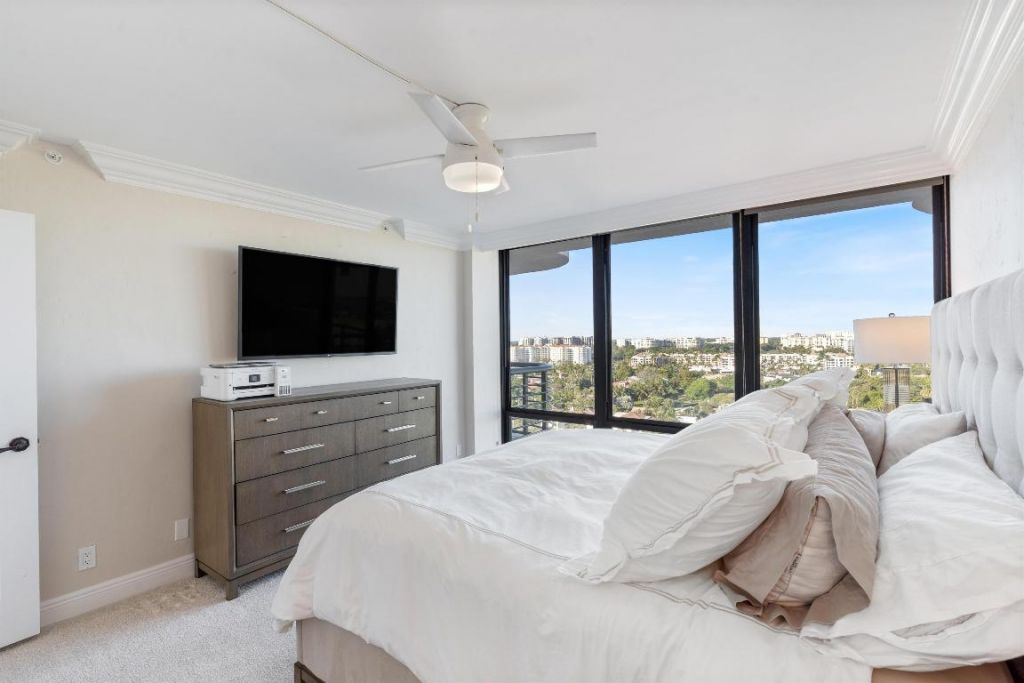 250 S Ocean Boulevard, Unit 14e, Boca Raton, FL 33432 Photo