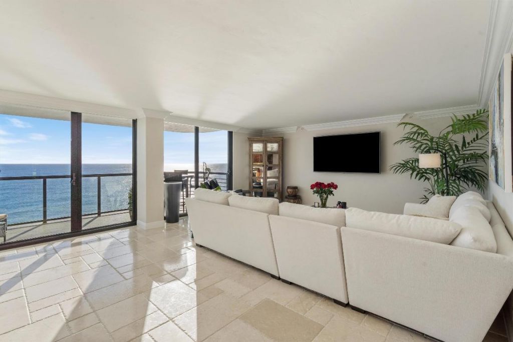 250 S Ocean Boulevard, Unit 14e, Boca Raton, FL 33432 Photo