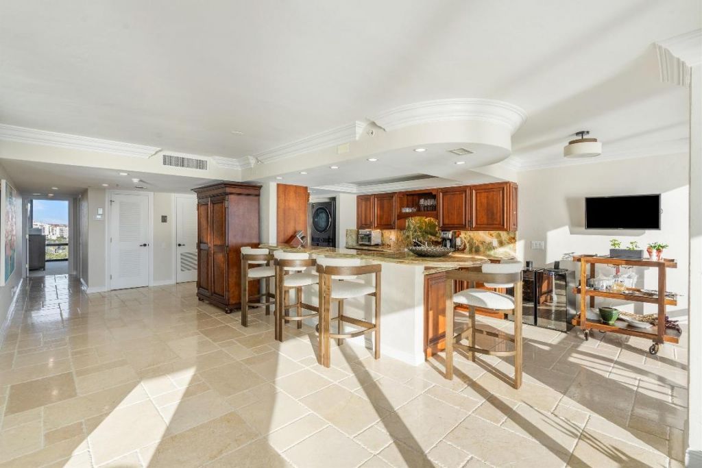 250 S Ocean Boulevard, Unit 14e, Boca Raton, FL 33432 Photo