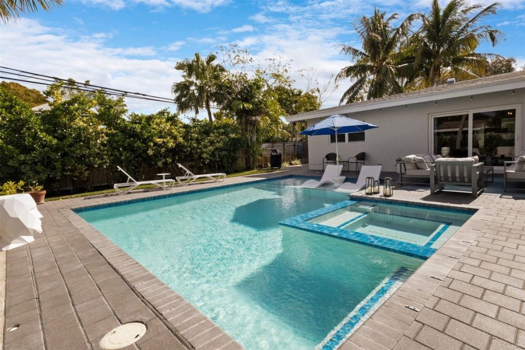 833 NE 17th Court, Fort Lauderdale, FL 33305 Photo