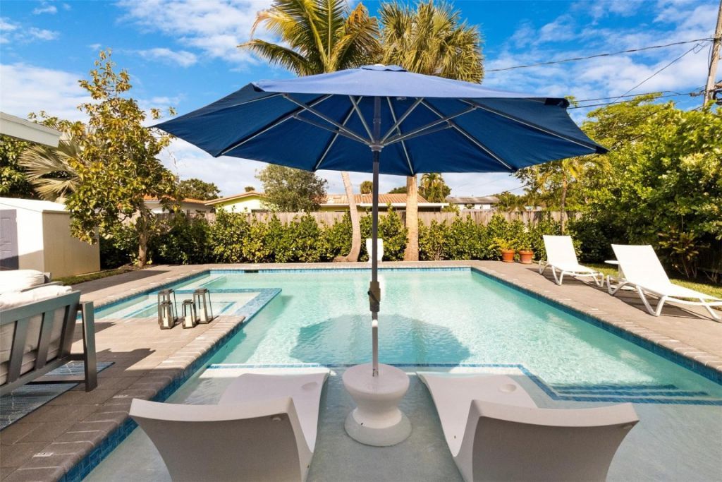 833 NE 17th Court, Fort Lauderdale, FL 33305 Photo