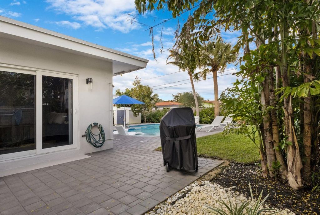 833 NE 17th Court, Fort Lauderdale, FL 33305 Photo