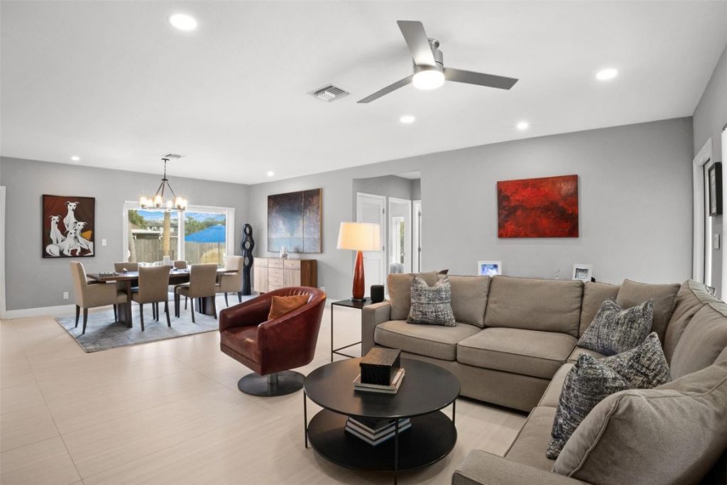 833 NE 17th Court, Fort Lauderdale, FL 33305 Photo