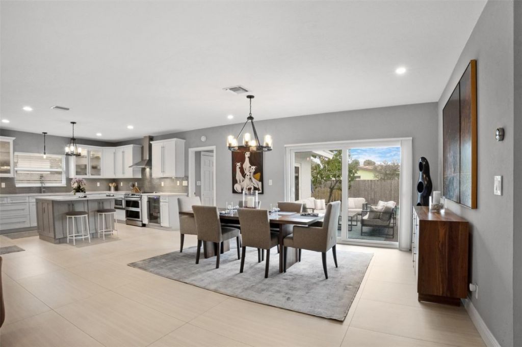 833 NE 17th Court, Fort Lauderdale, FL 33305 Photo