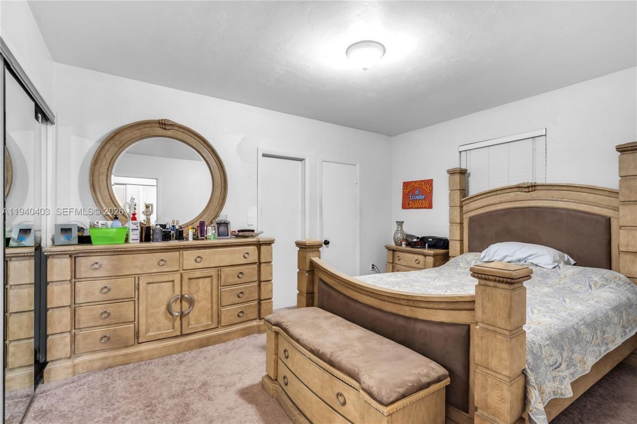 2145 SW 26th St, Miami, FL 33133 Photo