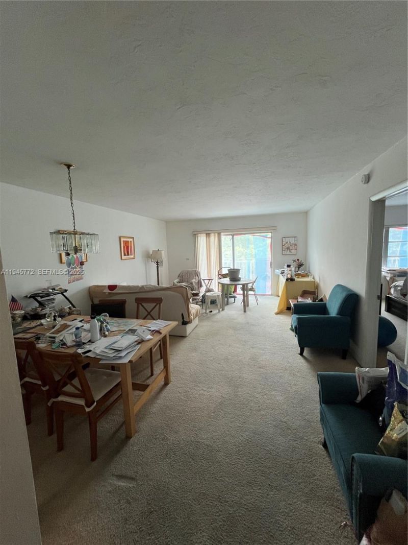 2640 NE 135th St, Unit 312, North Miami, FL 33181 Photo