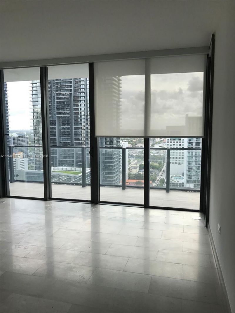 68 SE 6 , Unit 2504, Miami, FL 33131 Photo