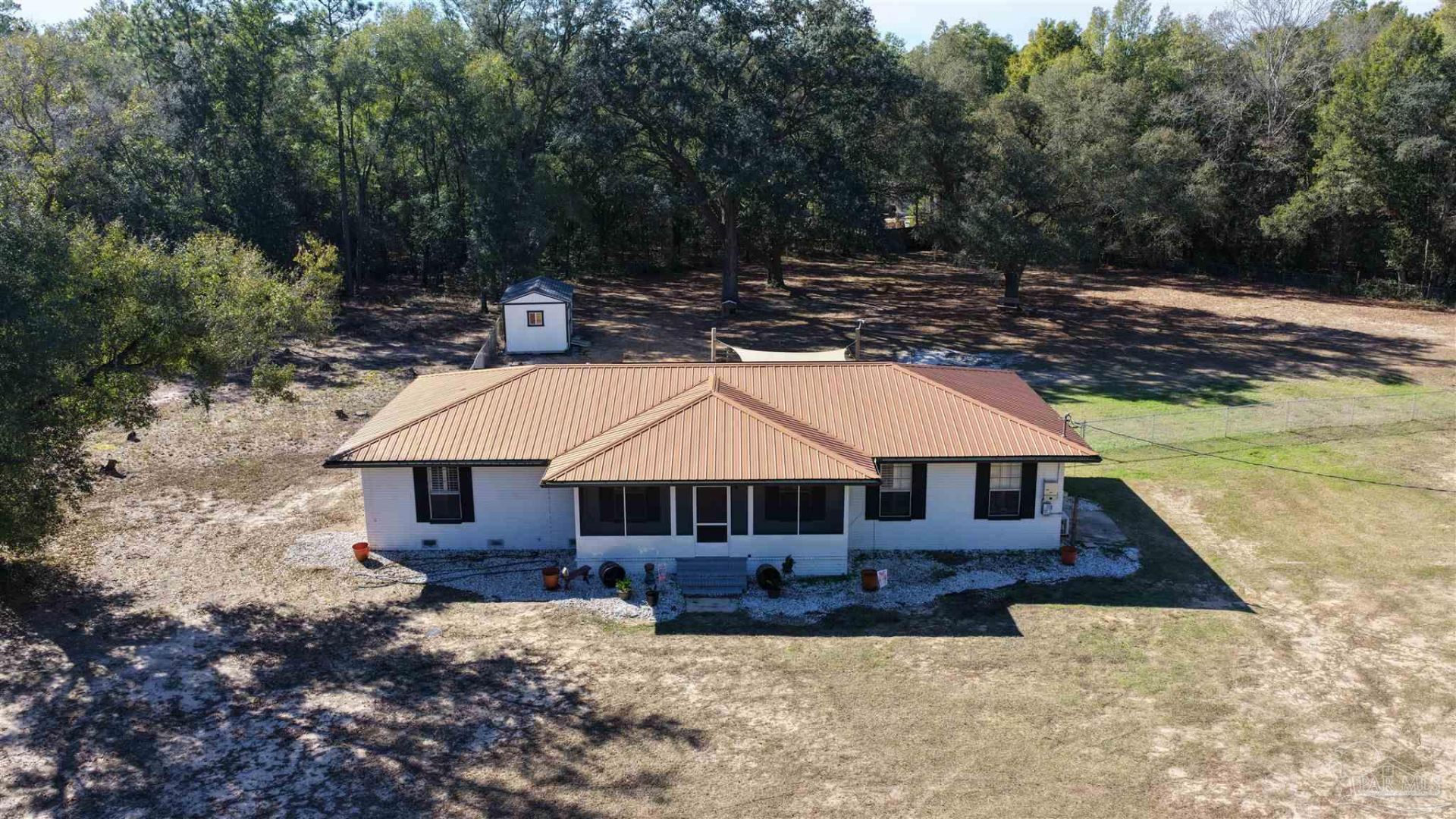 6201 Glendale Dr, Milton, FL 32570 Main Photo