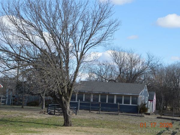 2540 N 185 Road , Mounds, OK 74047