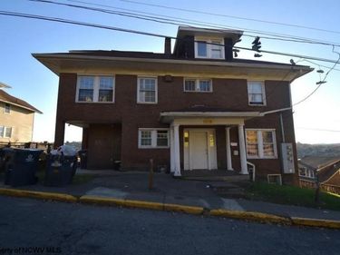 678 Spruce Street, Morgantown, WV 26505