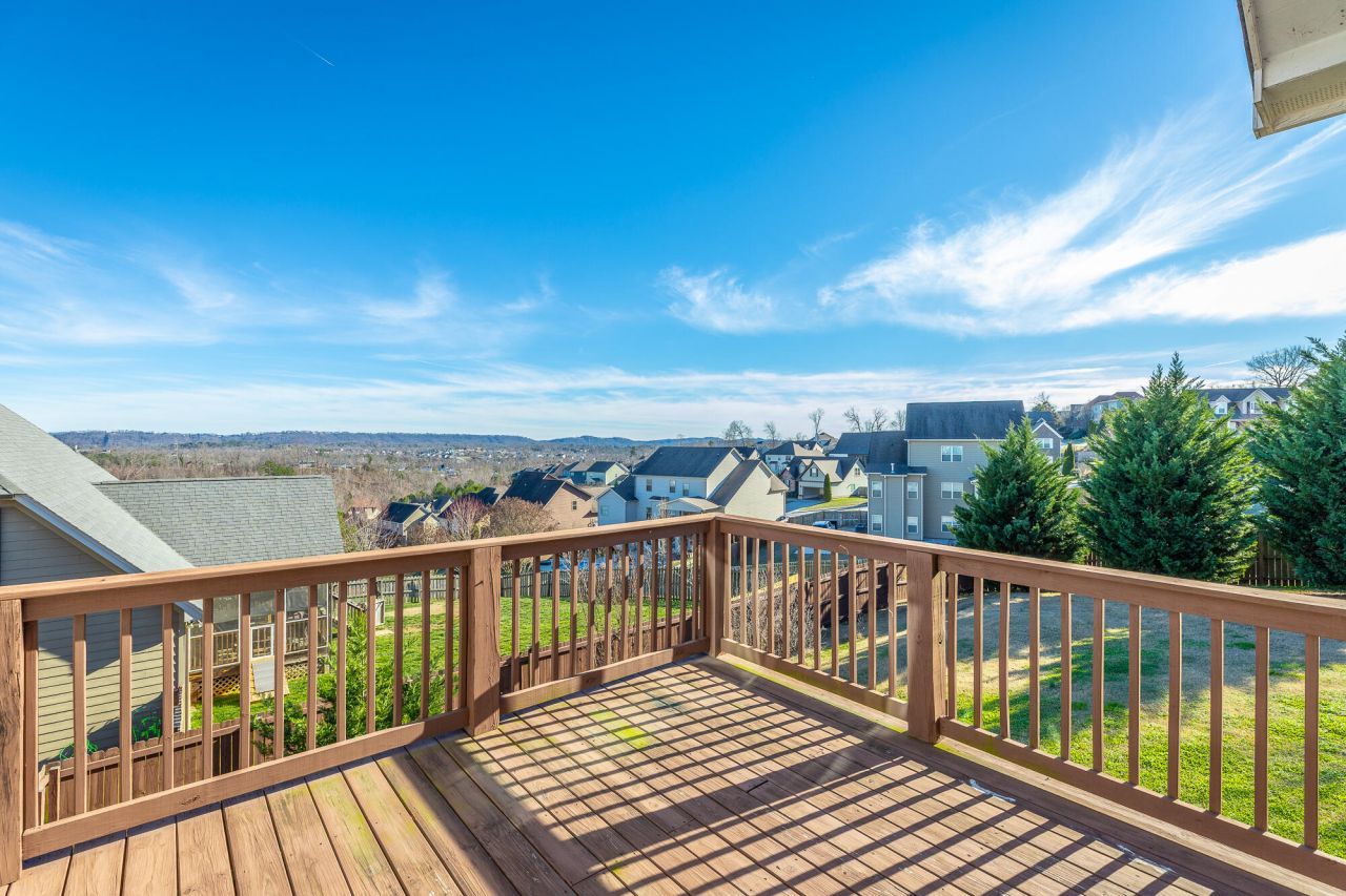 8125 Burgundy Circle, Chattanooga, TN 37421 Main Photo