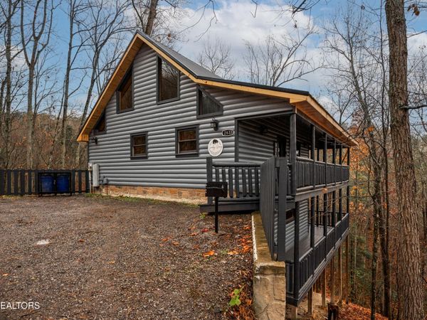 2633 Whipoorwill Hill Way, Sevierville, TN 37862