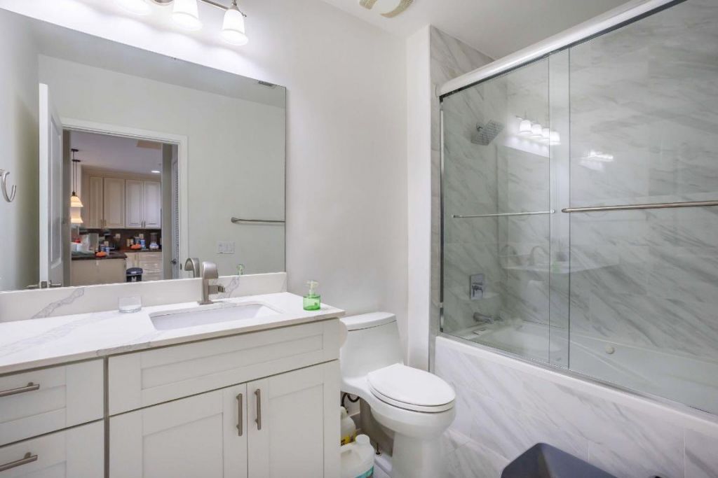 300 S Australian Avenue, Unit 1408, West Palm Beach, FL 33401 Photo