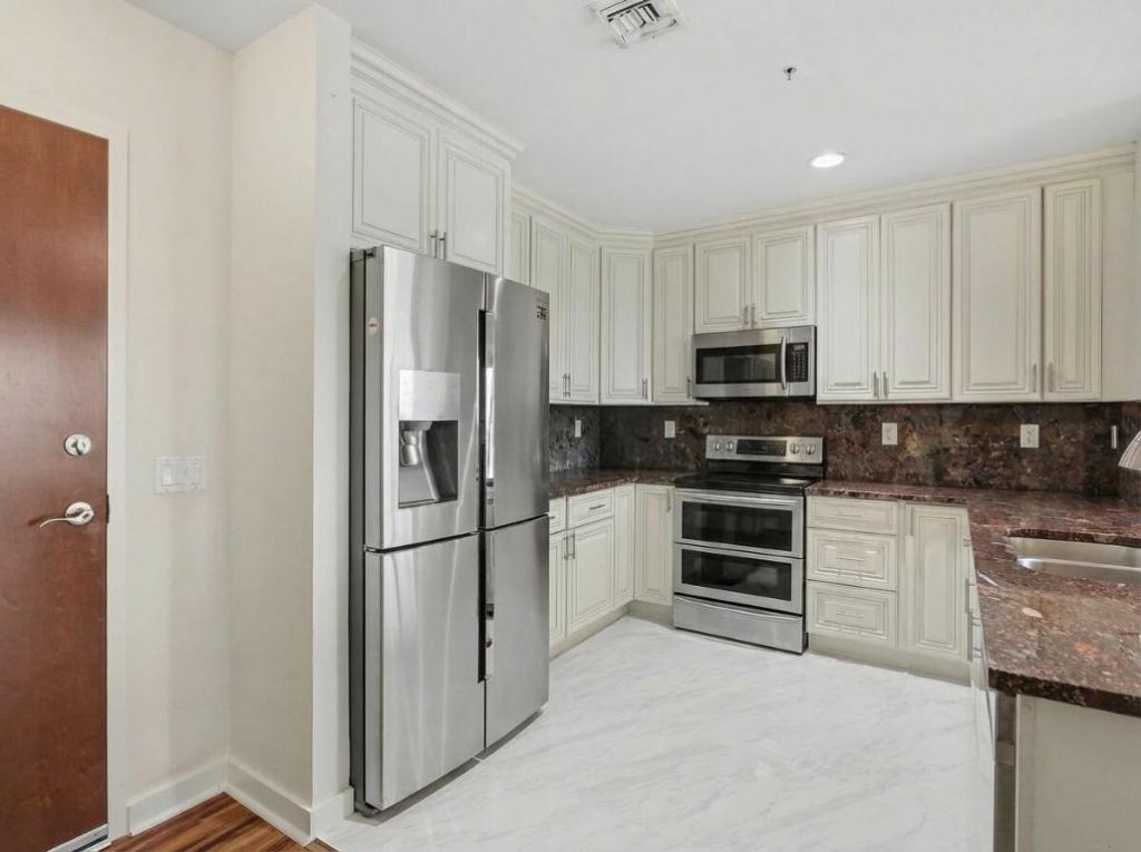 300 S Australian Avenue, Unit 1408, West Palm Beach, FL 33401 Photo