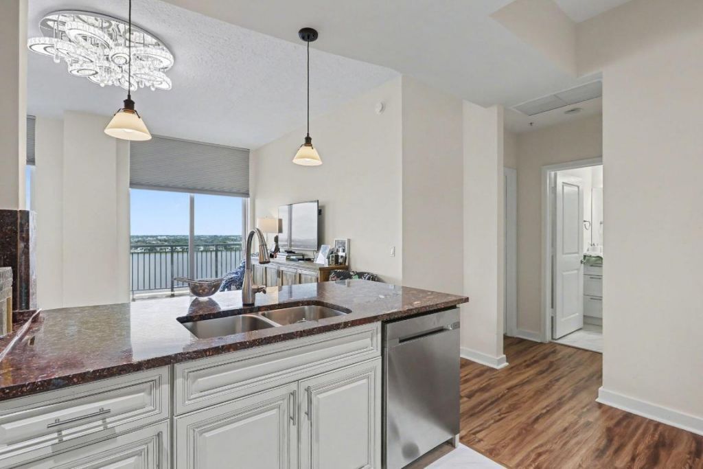 300 S Australian Avenue, Unit 1408, West Palm Beach, FL 33401 Photo