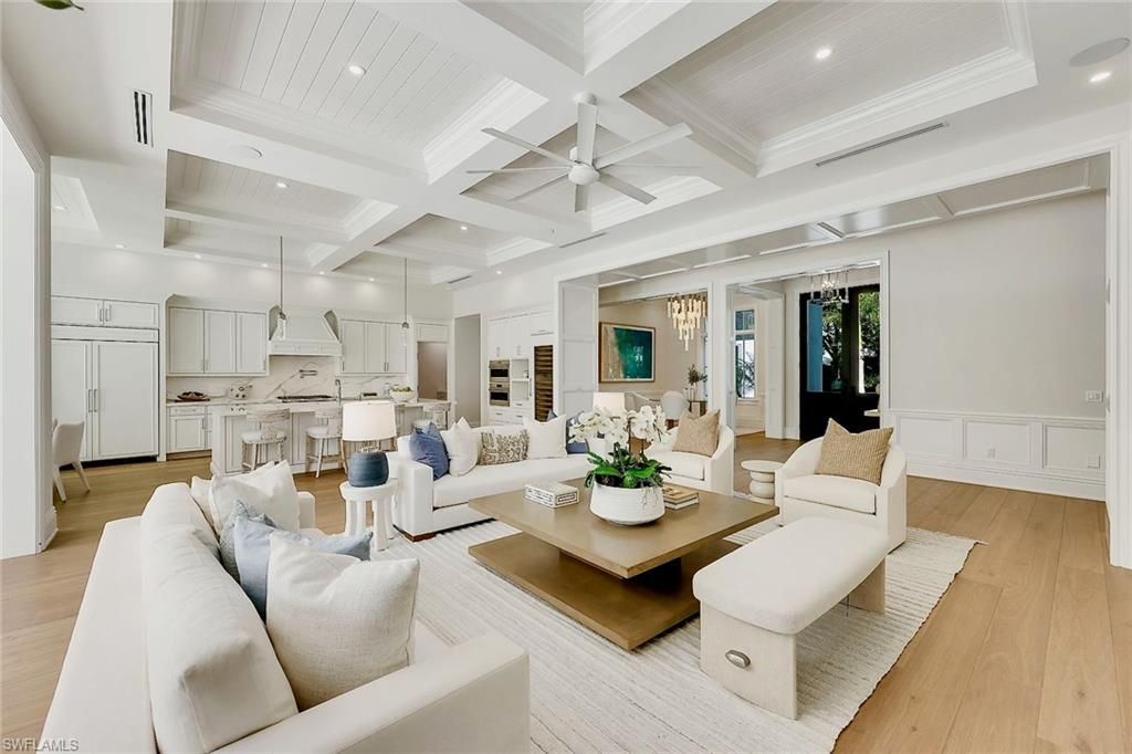 788 Riviera Dr, Naples, FL 34103 Photo