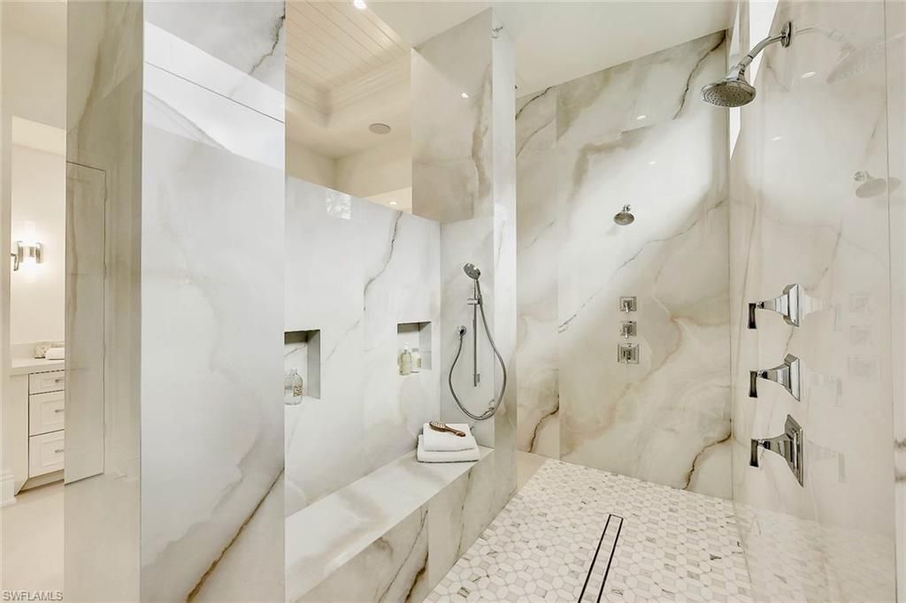 788 Riviera Dr, Naples, FL 34103 Photo