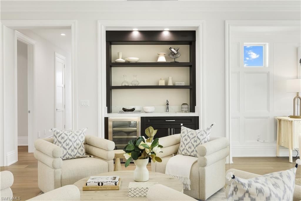 788 Riviera Dr, Naples, FL 34103 Photo