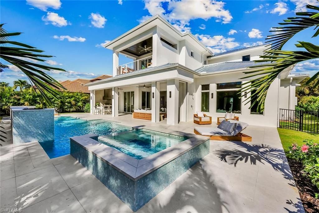 788 Riviera Dr, Naples, FL 34103 Photo