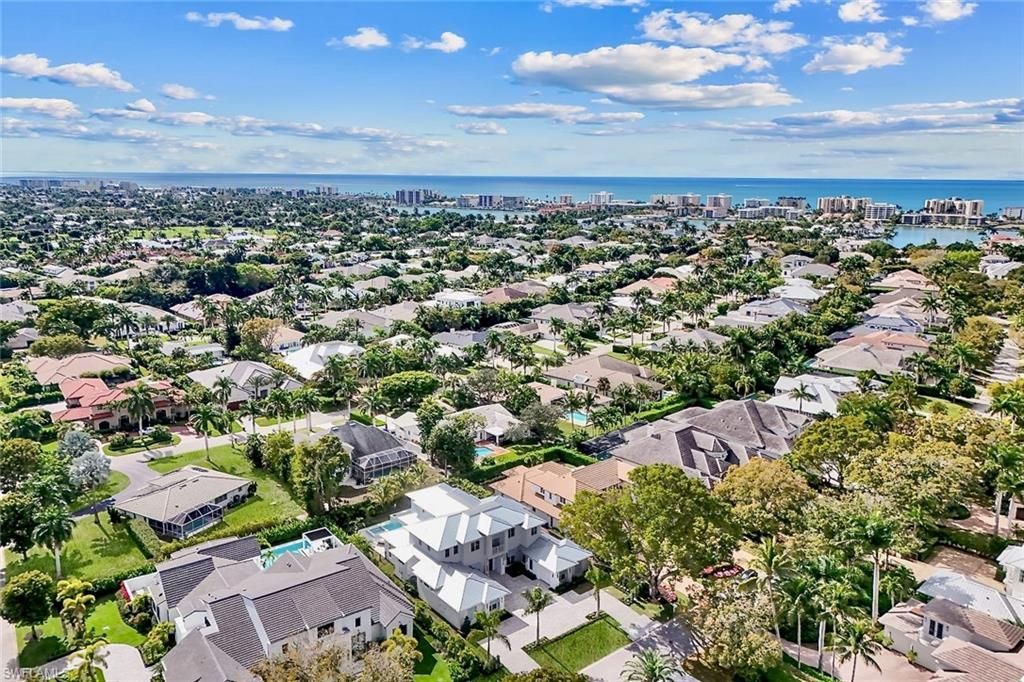 788 Riviera Dr, Naples, FL 34103 Photo