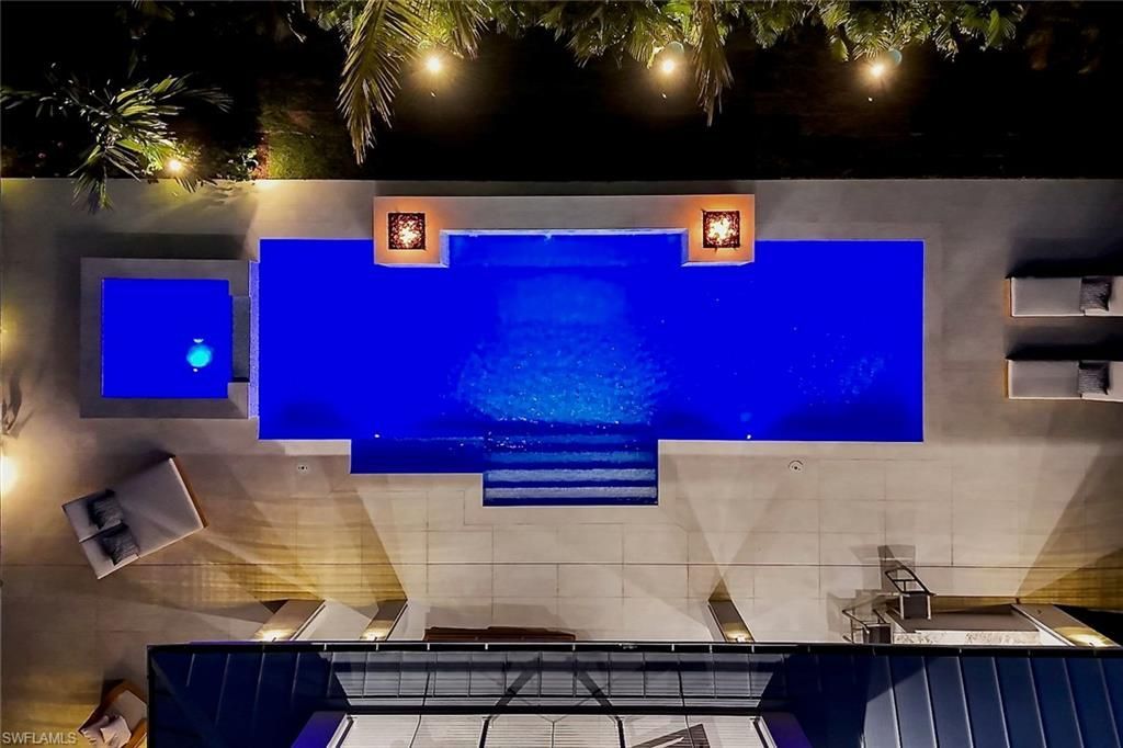 788 Riviera Dr, Naples, FL 34103 Photo