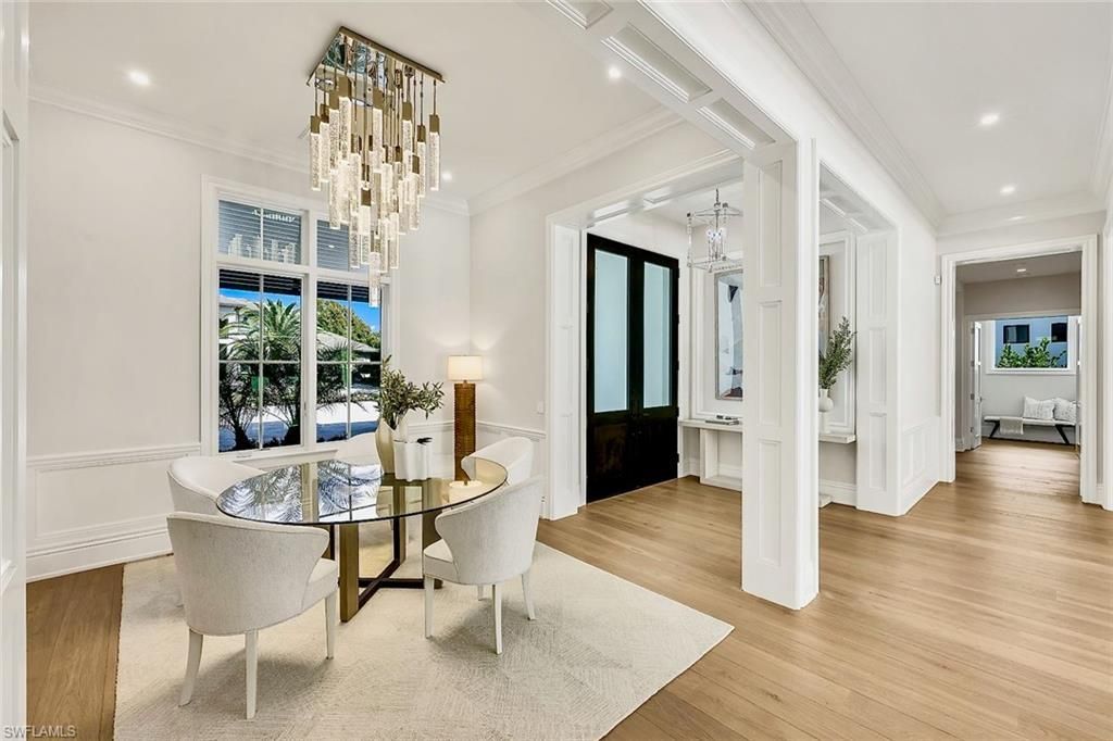 788 Riviera Dr, Naples, FL 34103 Photo