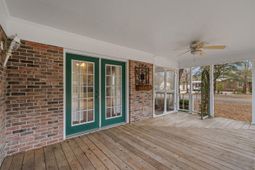 206 Magrath Ave. photo 4