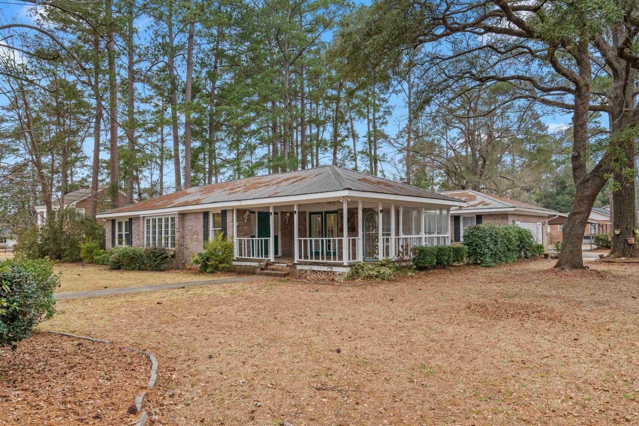 206 Magrath Ave. Photo 38