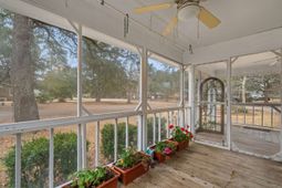 206 Magrath Ave. photo 4