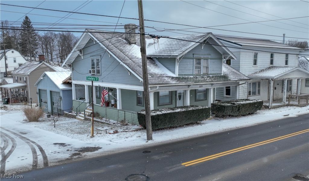 329 S Chestnut Street, Barnesville, OH 43713 Main Photo