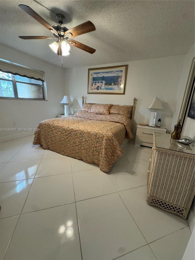 8280 Sunrise Lakes Blvd, Unit 202, Sunrise, FL 33322 Photo