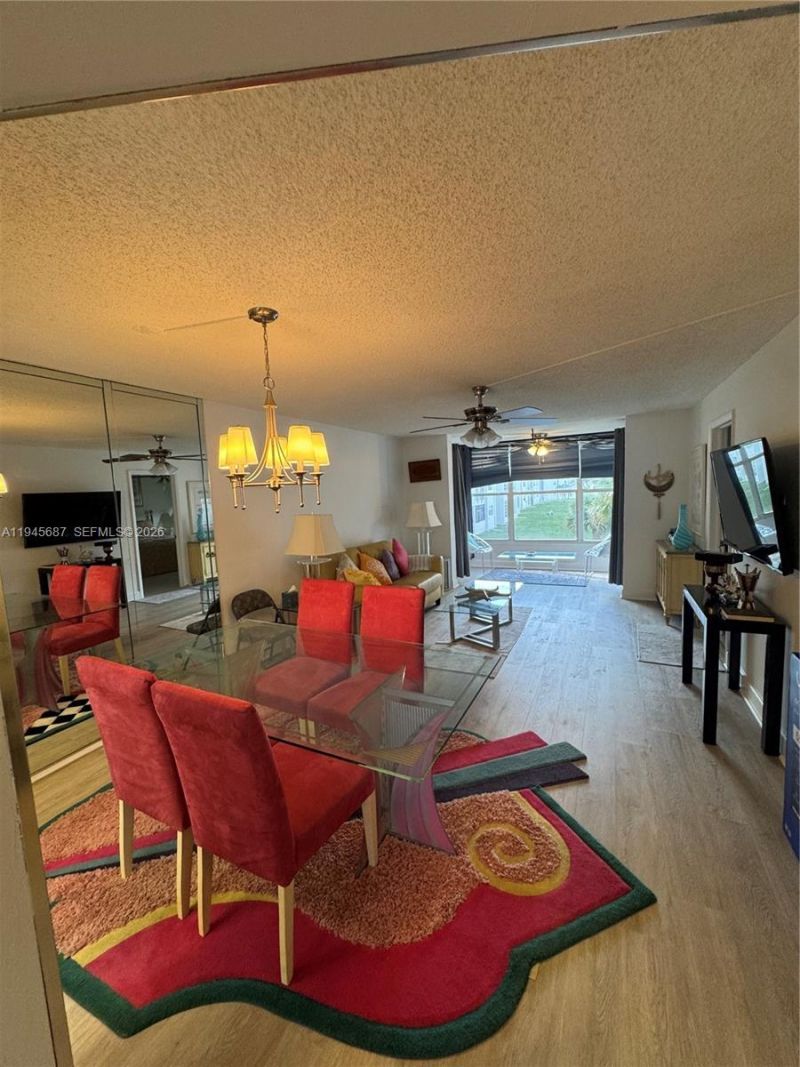 8280 Sunrise Lakes Blvd, Unit 202, Sunrise, FL 33322 Photo