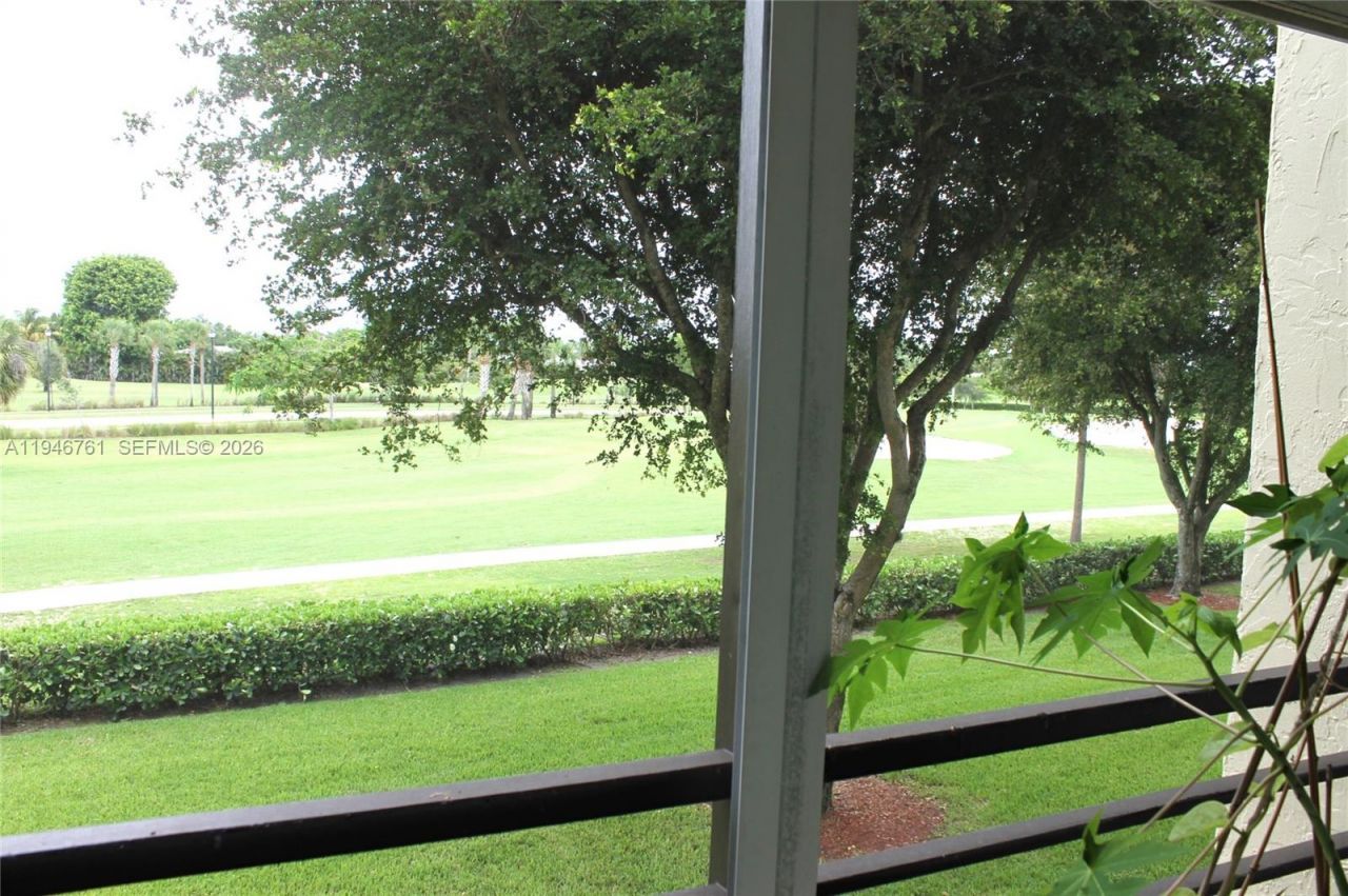 23277 N Barwood Ln N, Unit 205, Boca Raton, FL 33428 Photo
