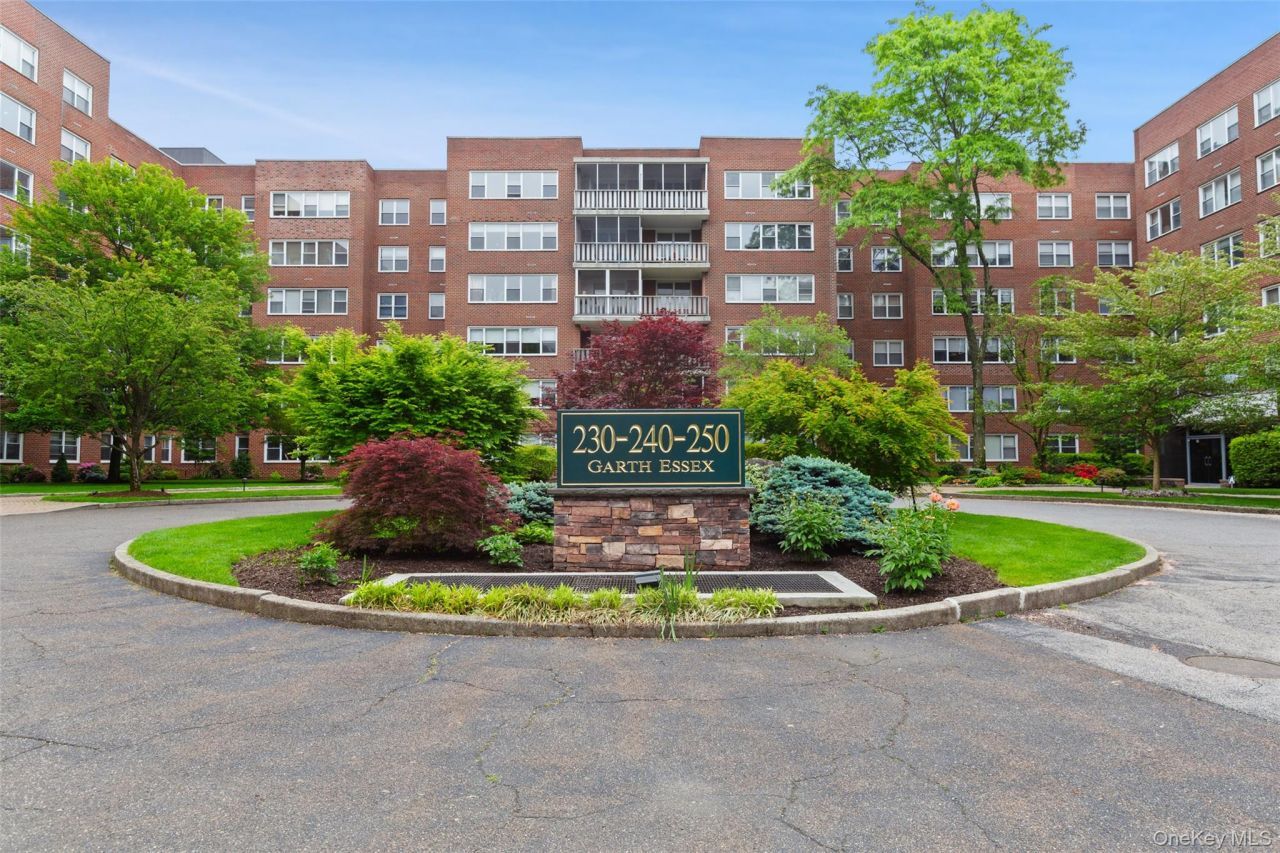 230 Garth Road, Unit 7B1, Scarsdale, NY 10583 Main Photo