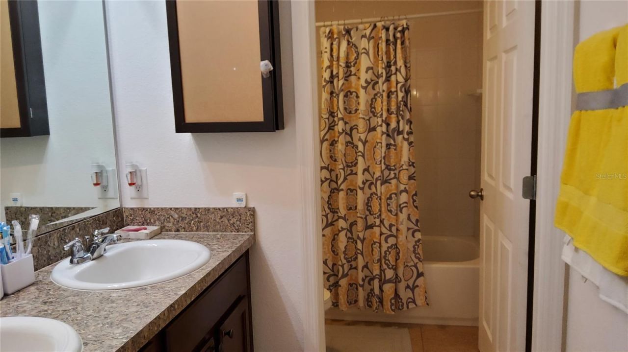 355 Granada Boulevard, Davenport, FL 33837 Photo