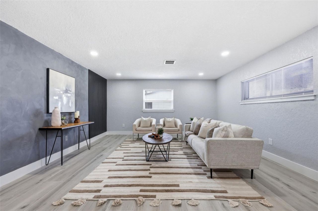 4435 Huntington Street Ne, Saint Petersburg, FL 33703 Photo