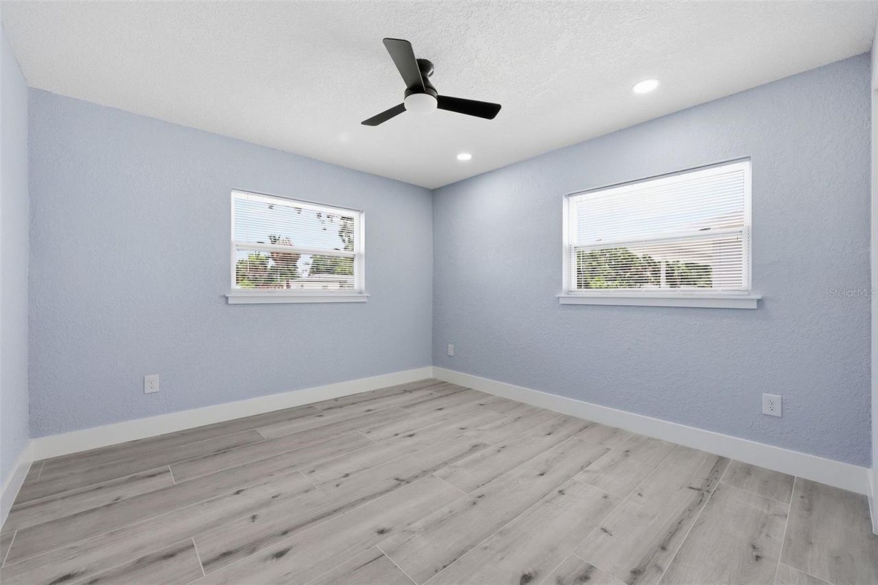 4435 Huntington Street Ne, Saint Petersburg, FL 33703 Photo