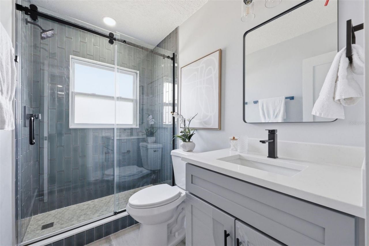 4435 Huntington Street Ne, Saint Petersburg, FL 33703 Photo