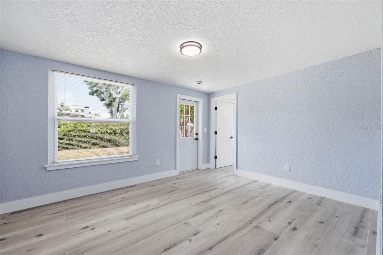 4435 Huntington Street Ne, Saint Petersburg, FL 33703 Photo