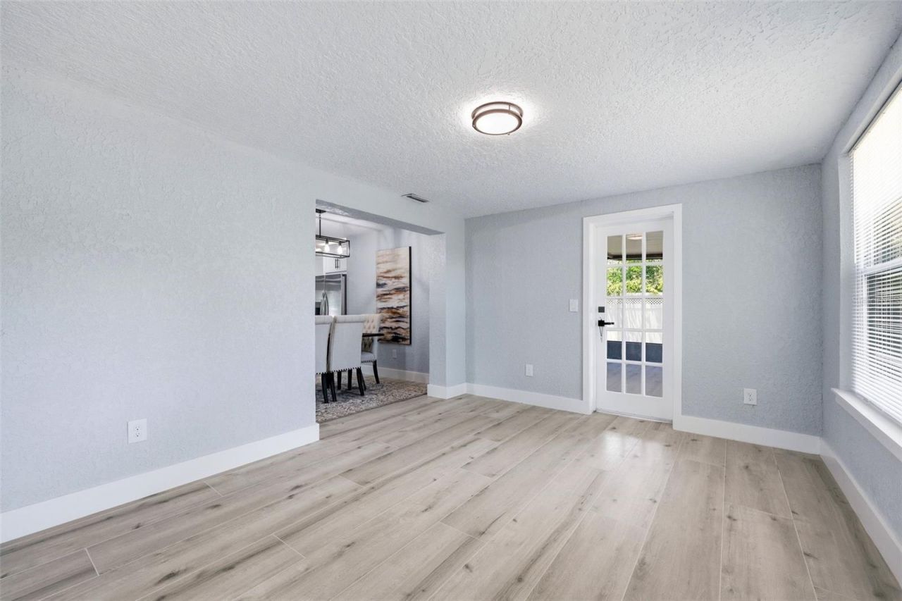 4435 Huntington Street Ne, Saint Petersburg, FL 33703 Photo