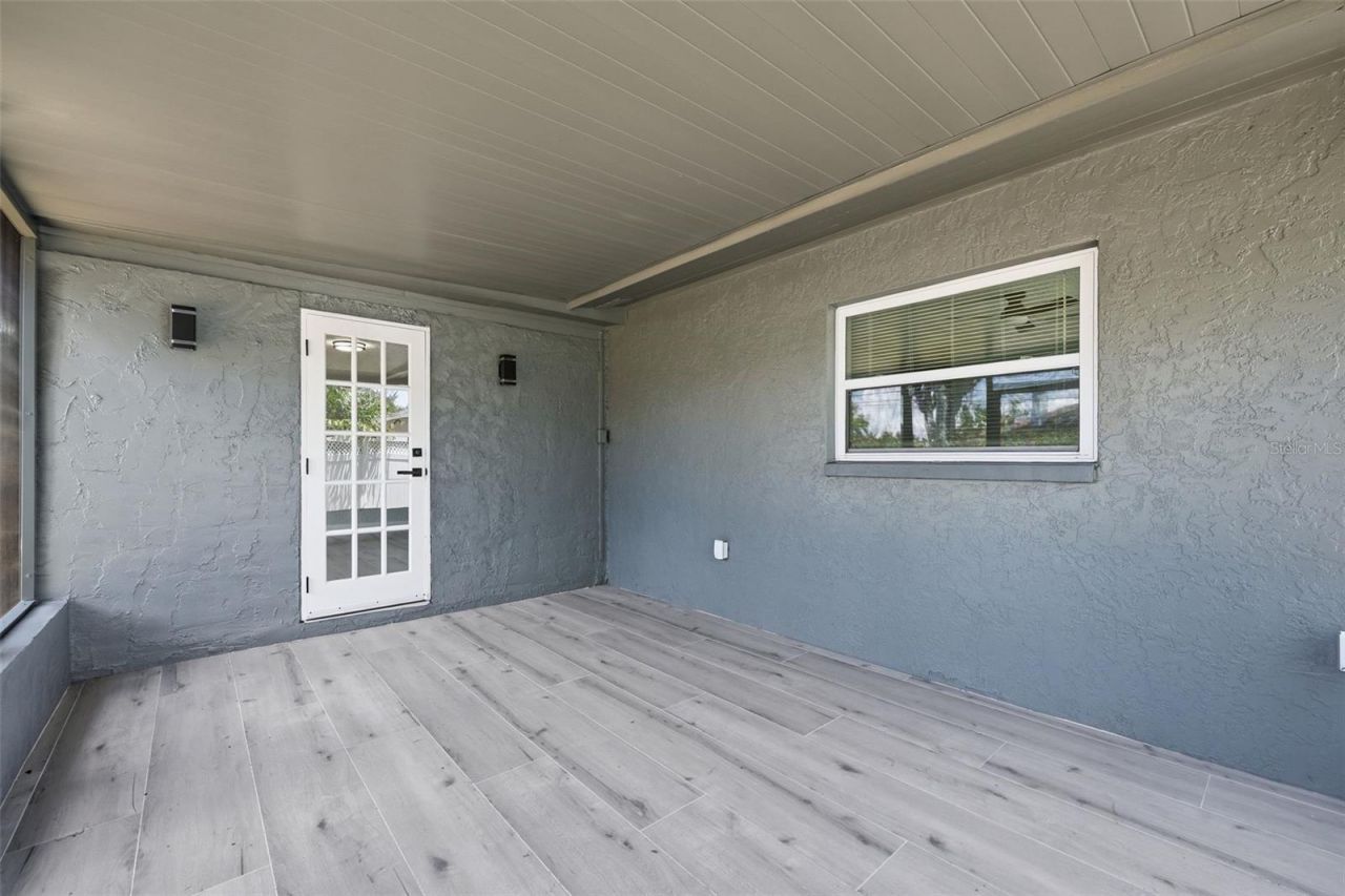 4435 Huntington Street Ne, Saint Petersburg, FL 33703 Photo